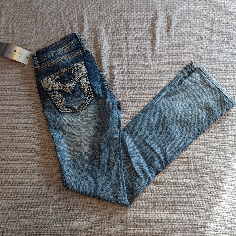 Grace in LA Slim Straight Leg Jeans 26